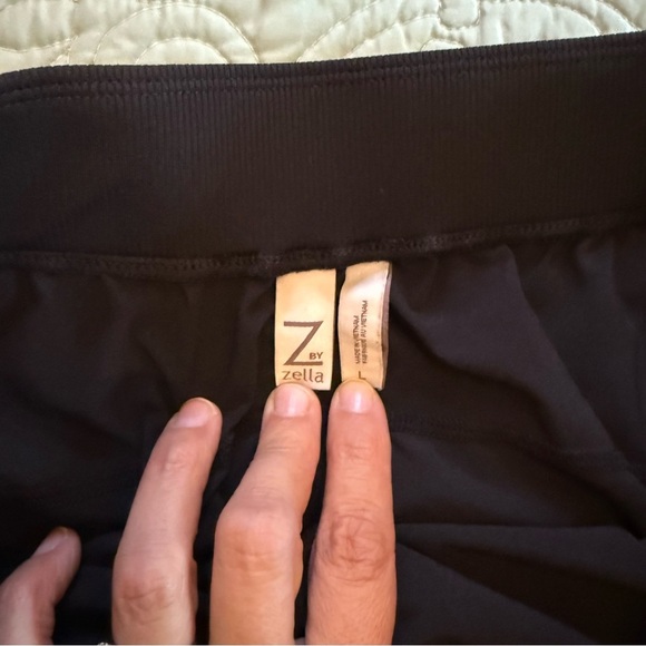 Z by Zella Black Athletic Women's Shorts Size L - Picture 4 of 7